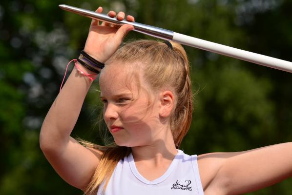Lieke gooide een nieuwe PR van 20,49 m. met de speer