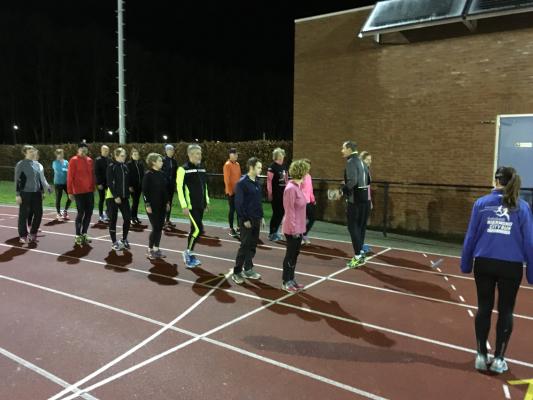 Loopscholing bij de baantrainingen van Swift Runners