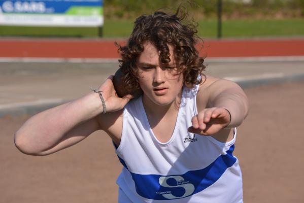 Luc Schweitzer, n van de vier werpers van het junioren C team